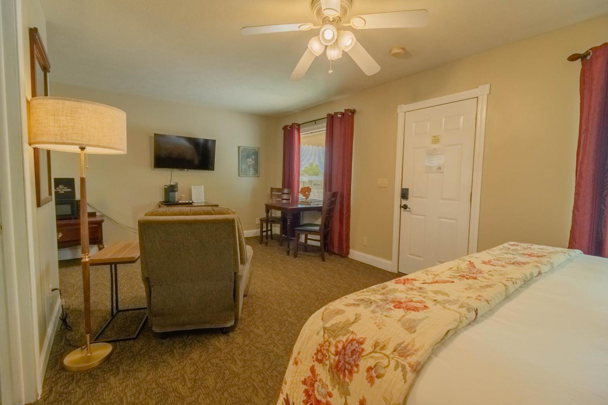 Carlton Marion Inn Yellville 객실 사진