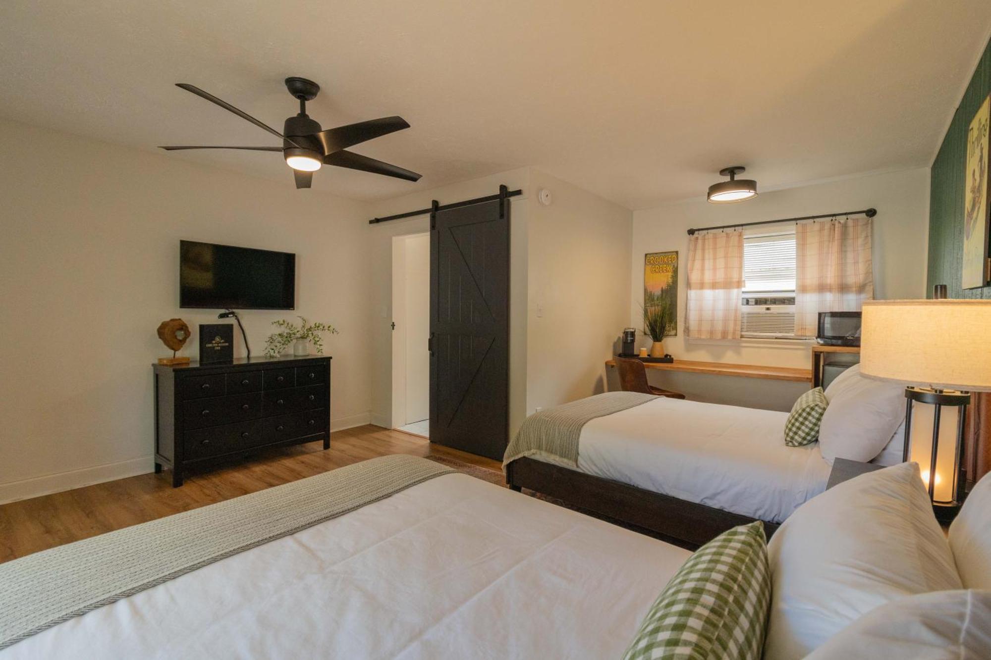 Carlton Marion Inn Yellville 객실 사진